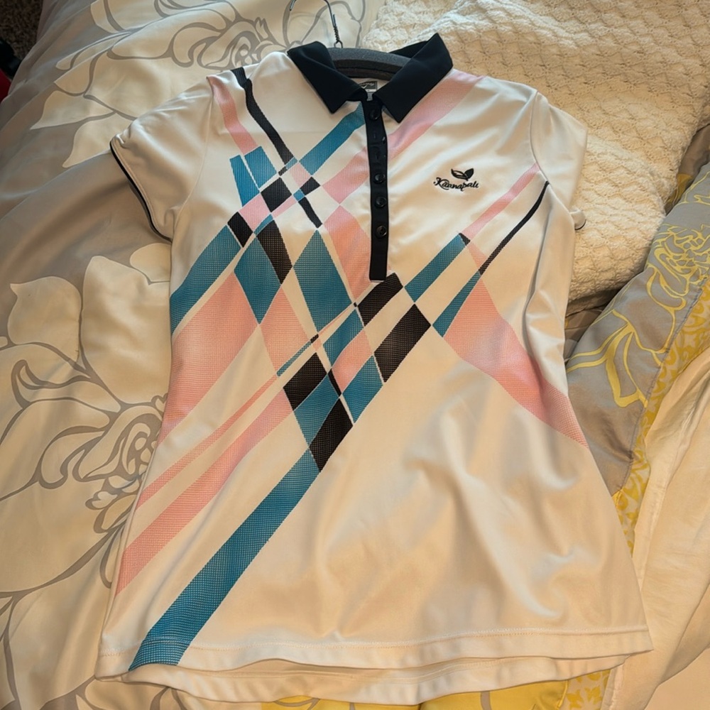 women’s medium callaway  golf shirt